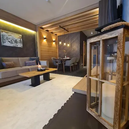 Woodside - Luxury & 公寓 *