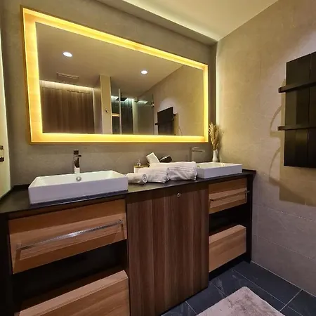 Woodside - Luxury & 公寓